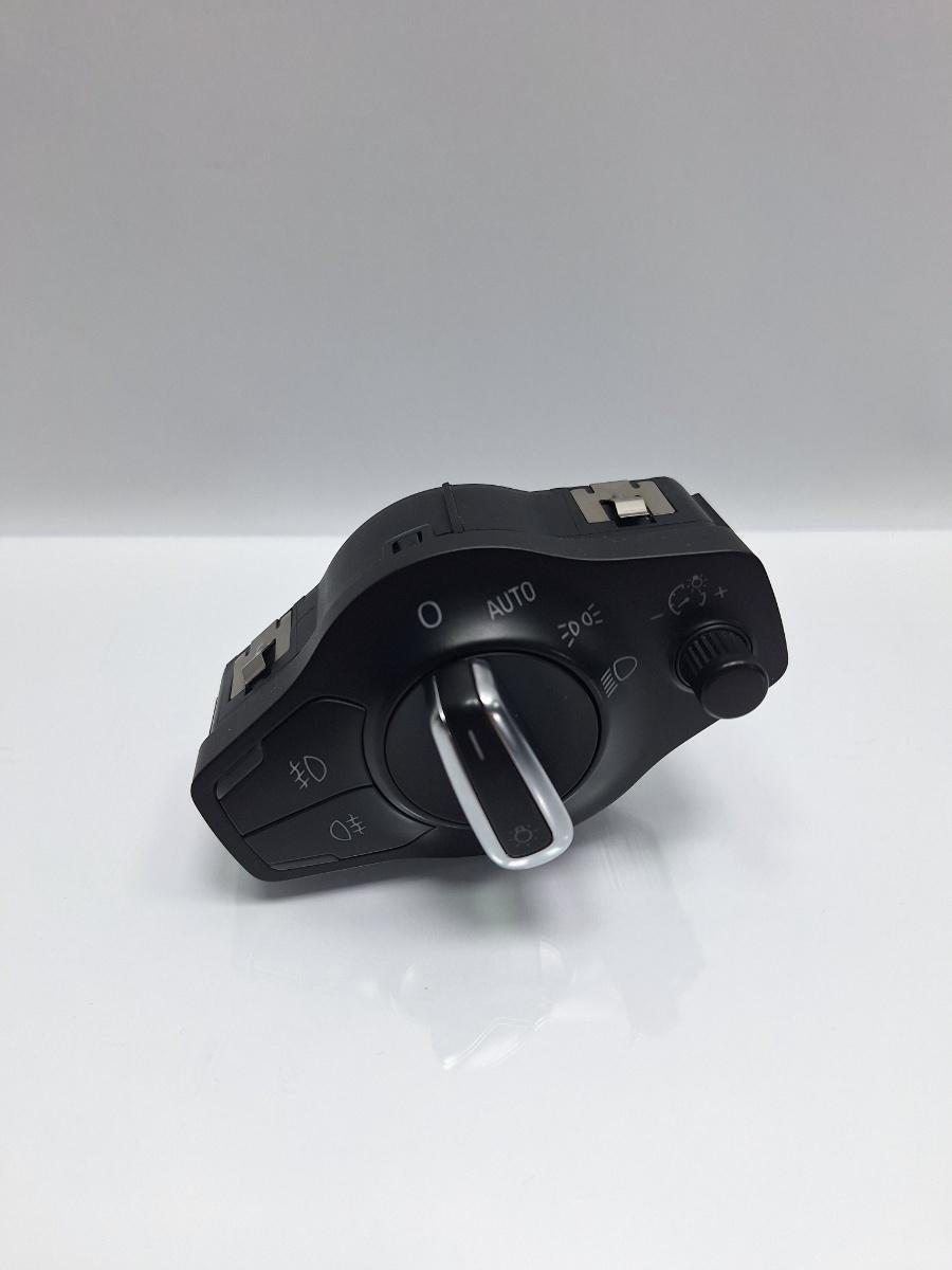 Bloc lumini AUDI A4 IV Avant 8K5, B8 2007 - 2015 TDI CAGA, CJCA, CMEA, CMFA 8K0941531AL