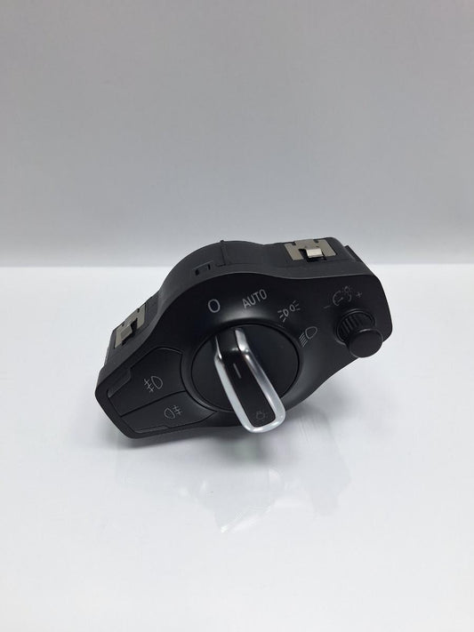 Bloc lumini AUDI A4 IV Avant 8K5, B8 2007 - 2015 TDI CAGA, CJCA, CMEA, CMFA 8K0941531AL