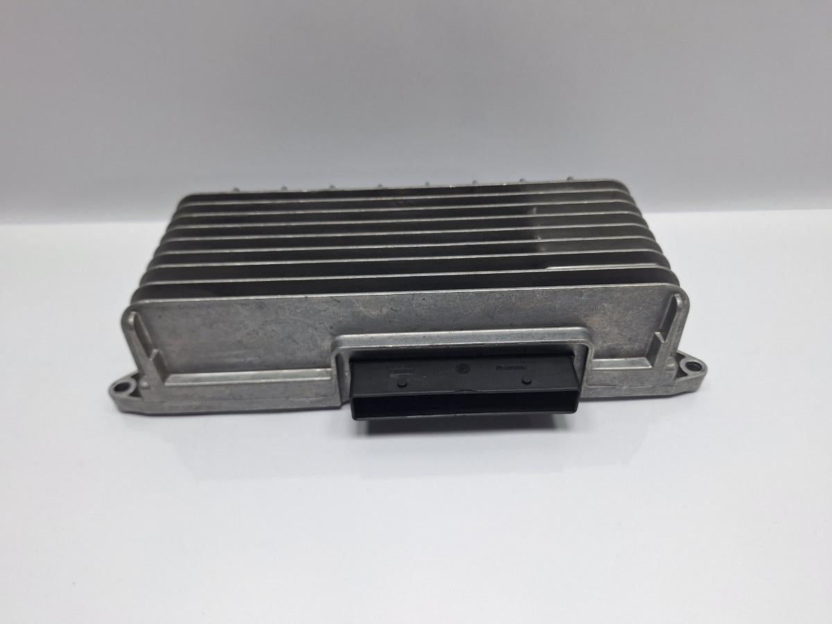 Amplificator de sunet AUDI A4 IV Avant 8K5, B8 2007 - 2015 TDI CAGA, CJCA, CMEA, CMFA 8T0035223AB