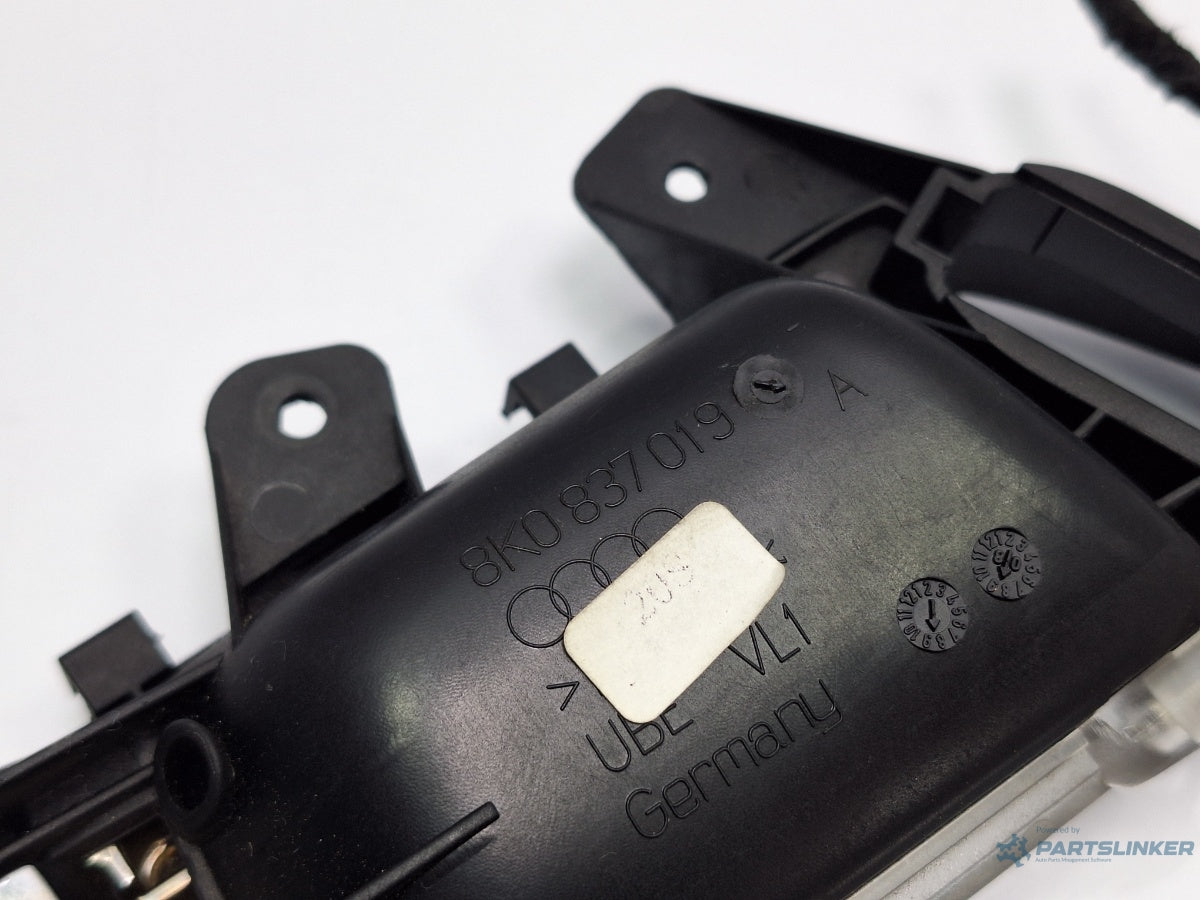 Maner iluminat interior usa stanga fata AUDI A4 IV Avant 8K5, B8 2007 - 2015 TDI CAGA, CJCA, CMEA, CMFA 8K0837019A