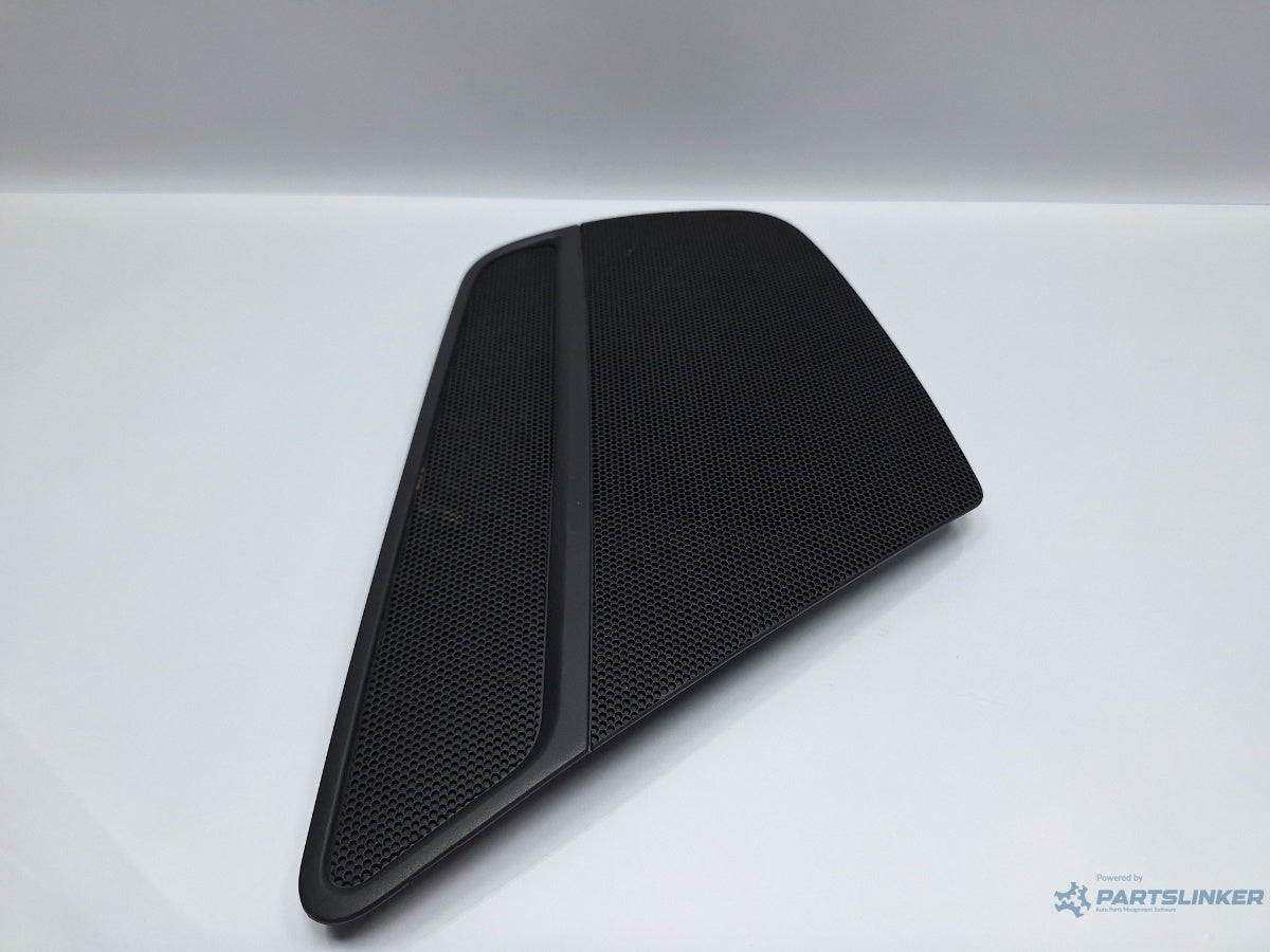 Capac boxa usa dreapta fata AUDI A4 IV Avant 8K5, B8 2007 - 2015 TDI CAGA, CJCA, CMEA, CMFA 8K0035420