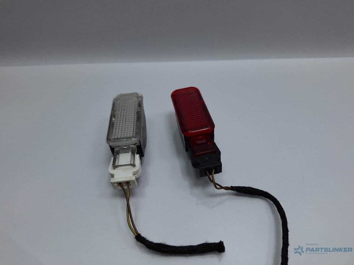 Lampi avertizare usa deschisa AUDI A4 IV Avant 8K5, B8 2007 - 2015 TDI CAGA, CJCA, CMEA, CMFA 4B0947415A , 6Y0947411