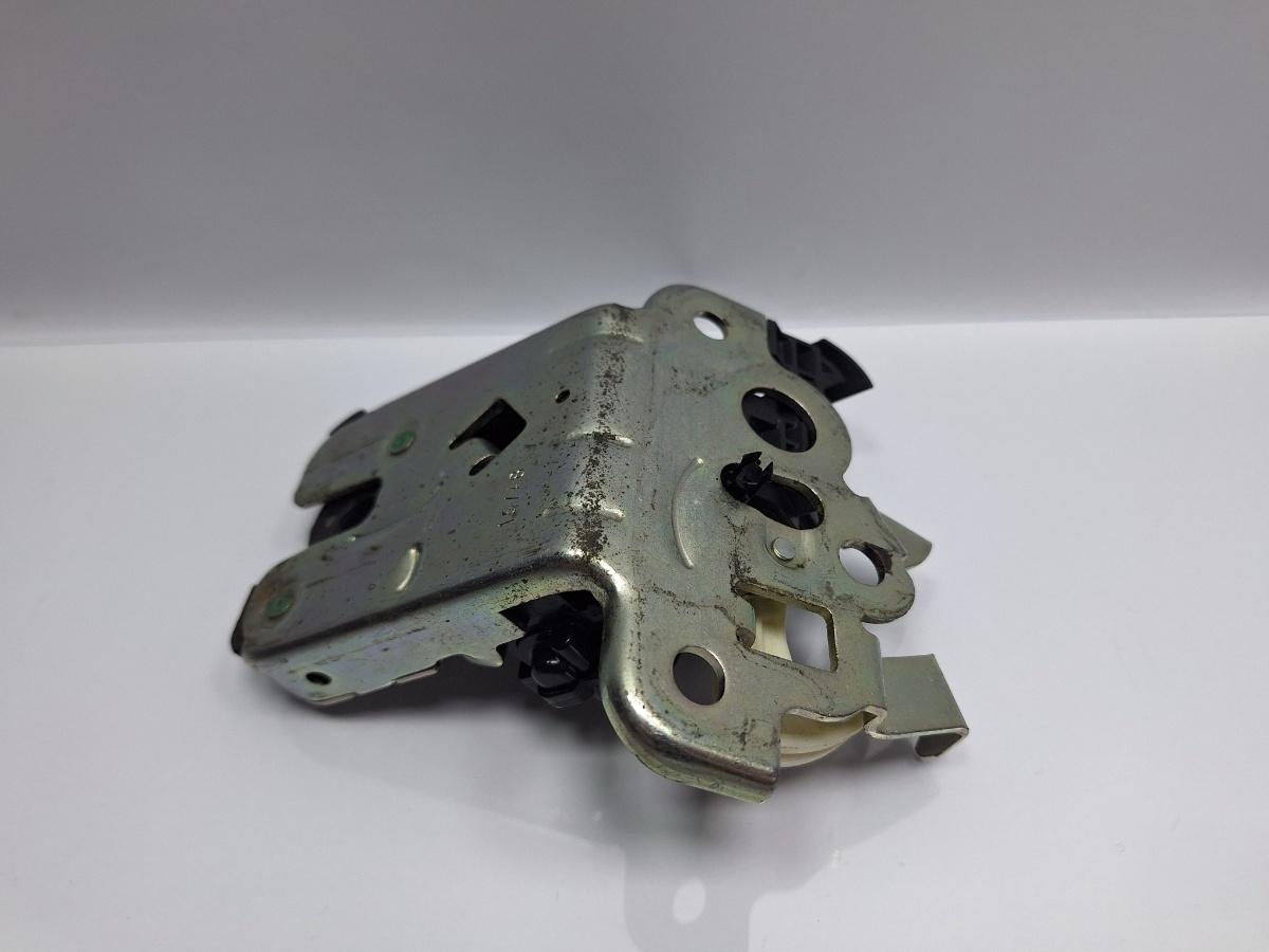 Broasca hayon/portbagaj AUDI A4 IV Avant 8K5, B8 2007 - 2015 TDI CAGA, CJCA, CMEA, CMFA 8K9927505