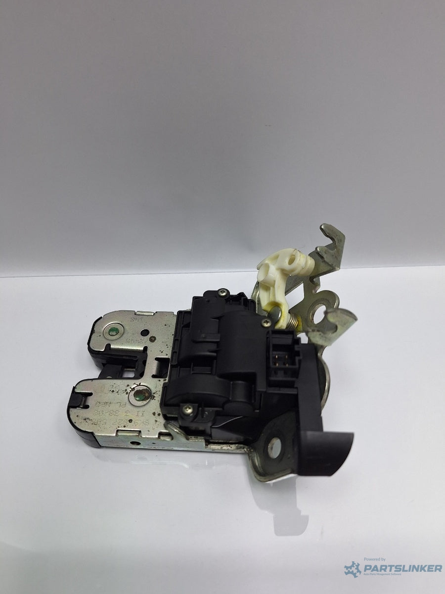 Broasca hayon/portbagaj AUDI A4 IV Avant 8K5, B8 2007 - 2015 TDI CAGA, CJCA, CMEA, CMFA 8K9927505