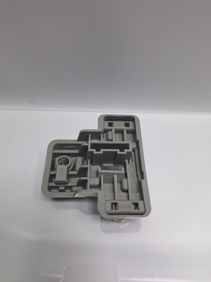 Soclu stop haion dreapta AUDI A4 IV Avant 8K5, B8 2007 - 2015 TDI CAGA, CJCA, CMEA, CMFA 21962201 8K9945258B