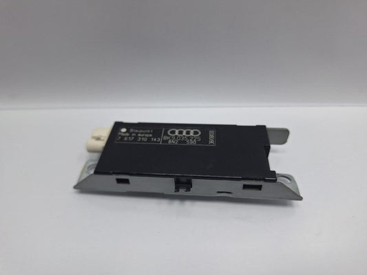 Amplificator semnal antena AUDI A4 IV Avant 8K5, B8 2007 - 2015 TDI CAGA, CJCA, CMEA, CMFA 8K9035225