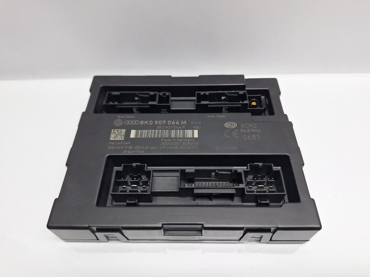 Modul de confort AUDI A4 IV Avant 8K5, B8 2007 - 2015 TDI CAGA, CJCA, CMEA, CMFA 8K0907064M