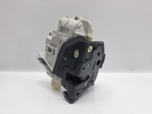 Broasca usa dreapta fata AUDI A4 IV Avant 8K5, B8 2007 - 2015 TDI CAGA, CJCA, CMEA, CMFA 8J1837016A
