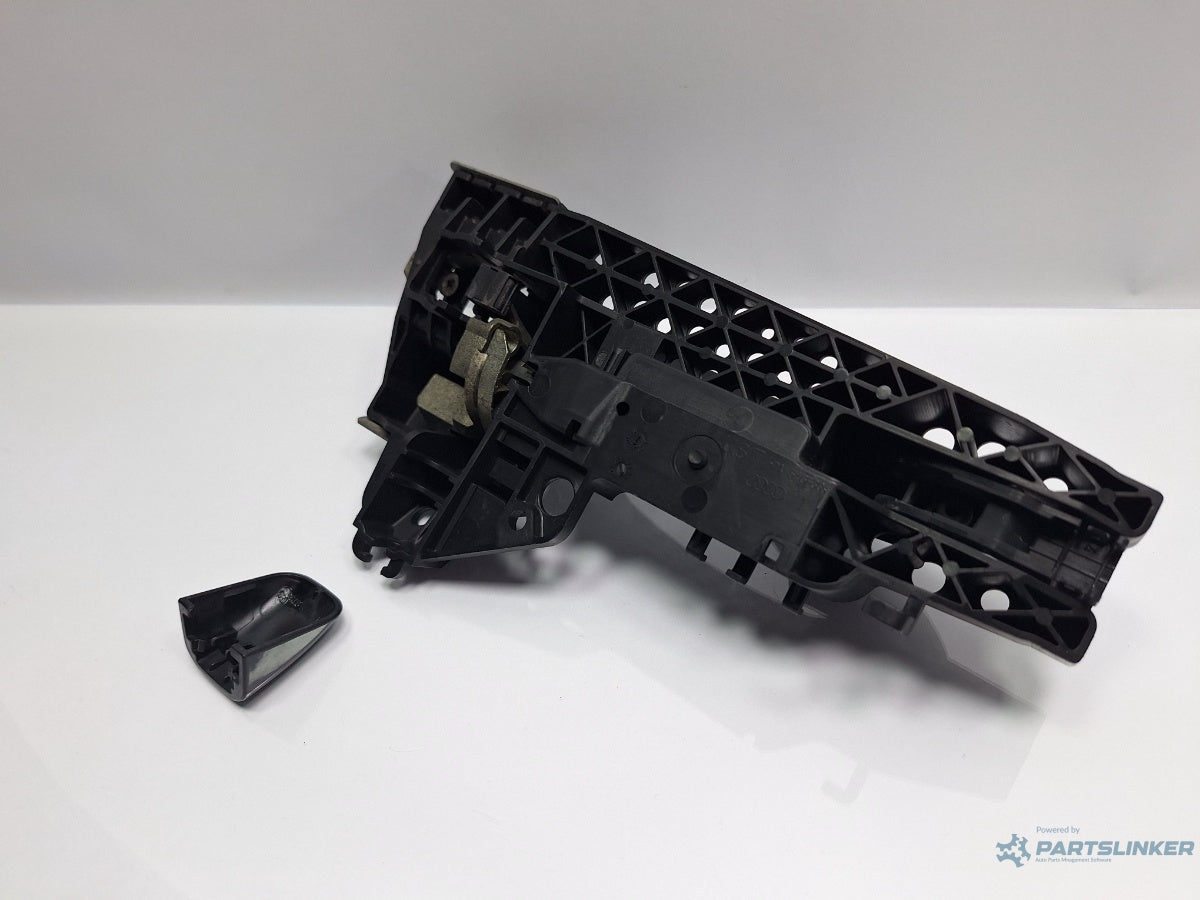 Maner cu suport exterior usa LY9B stanga fata AUDI A4 IV Avant 8K5, B8 2007 - 2015 TDI CAGA, CJCA, CMEA, CMFA 8T1837885B