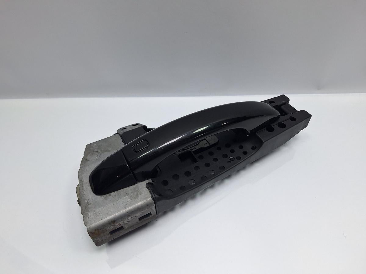 Maner cu suport exterior usa LY9B stanga fata AUDI A4 IV Avant 8K5, B8 2007 - 2015 TDI CAGA, CJCA, CMEA, CMFA 8T1837885B