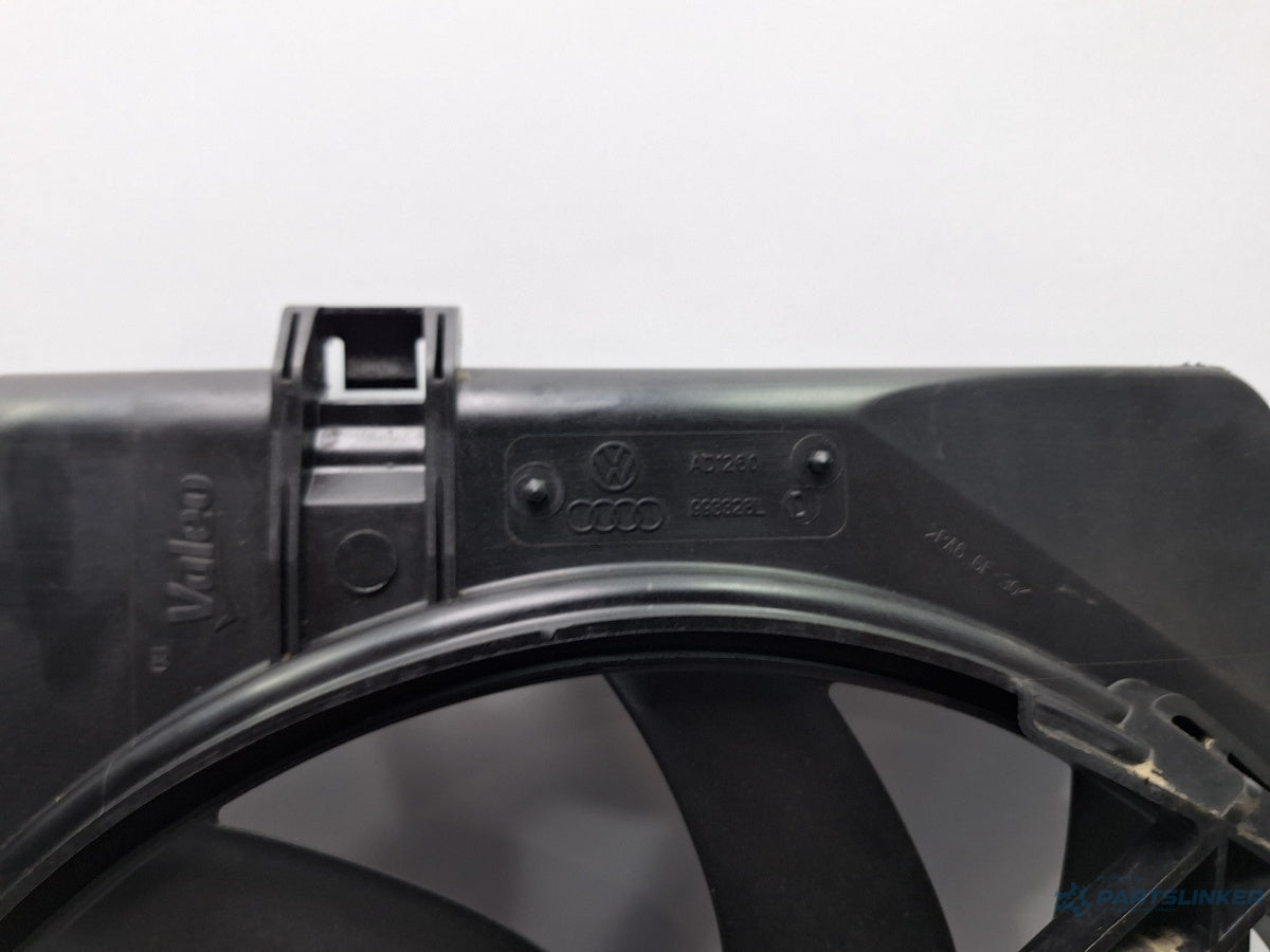 Ansamblu ventilatoare AUDI A4 IV Avant 8K5, B8 2007 - 2015 TDI CAGA, CJCA, CMEA, CMFA Valeo 993328L 8K0959501G
