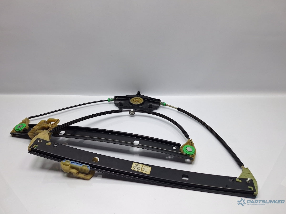 Macara geam dreapta fata AUDI A4 IV Avant 8K5, B8 2007 - 2015 TDI CAGA, CJCA, CMEA, CMFA 8K0837462
