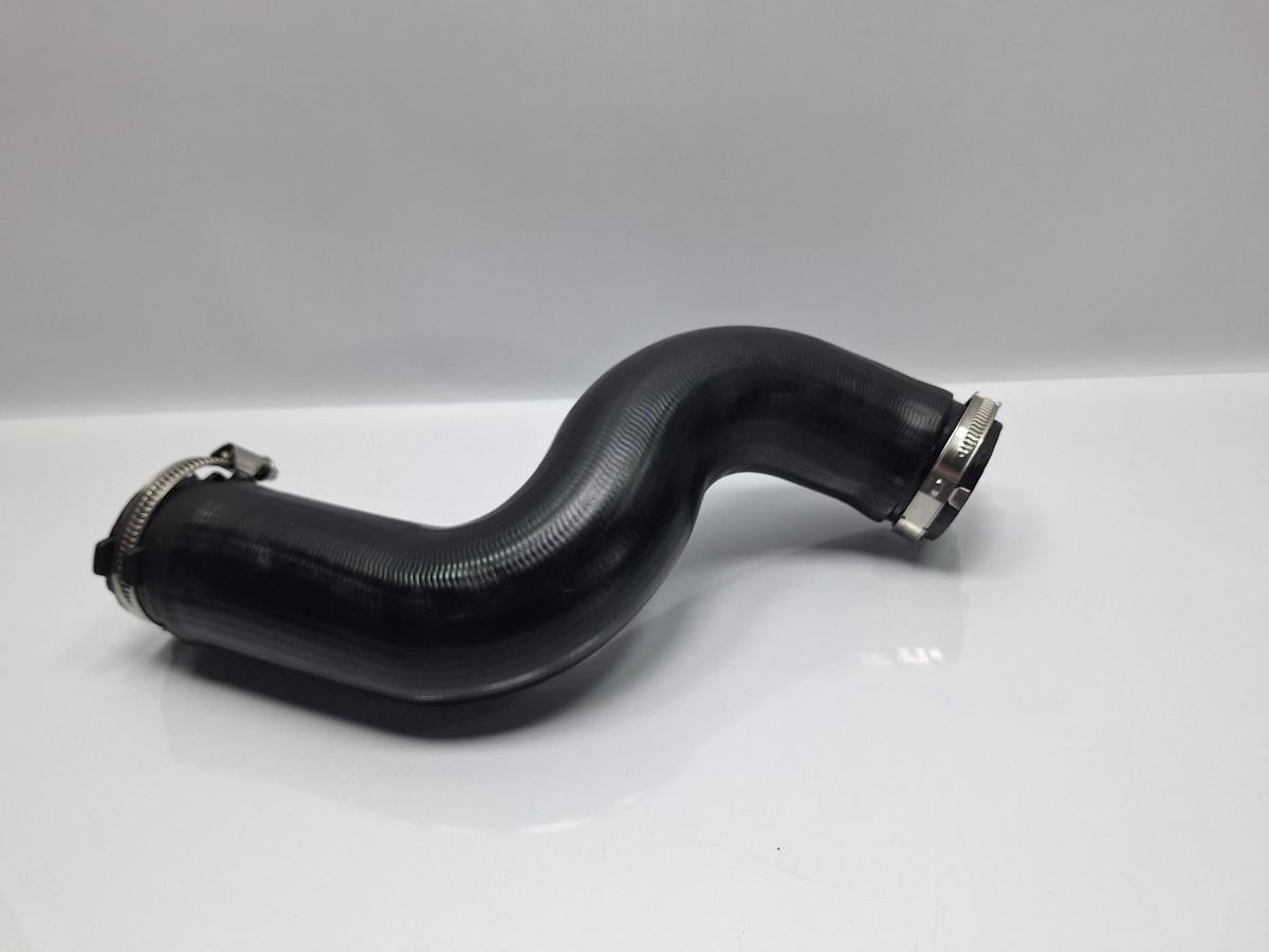 Furtun intercooler AUDI A4 IV Avant 8K5, B8 2007 - 2015 TDI CAGA, CJCA, CMEA, CMFA 8K0145737K