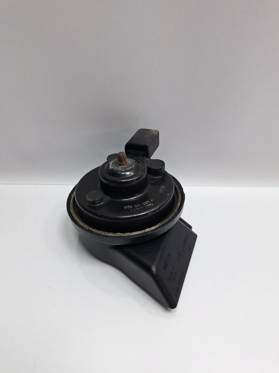 Claxon joase AUDI A4 IV Avant 8K5, B8 2007 - 2015 TDI CAGA, CJCA, CMEA, CMFA 8T0951221A