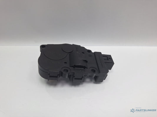 Motoras/actuator clapeta aer AUDI A4 IV Avant 8K5, B8 2007 - 2015 TDI CAGA, CJCA, CMEA, CMFA Behr K9749007