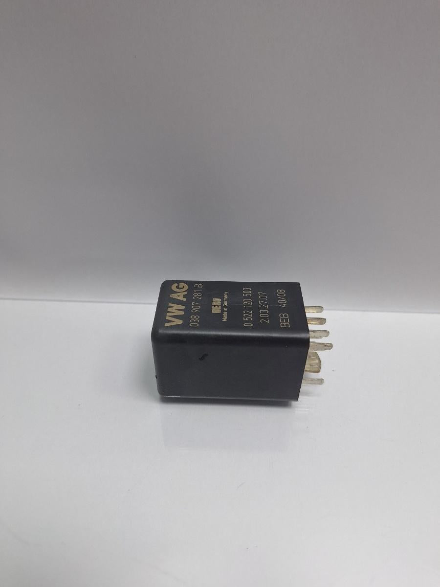Releu preincalzire bujii incandescente AUDI A4 IV Avant 8K5, B8 2007 - 2015 TDI CAGA, CJCA, CMEA, CMFA 038907281B