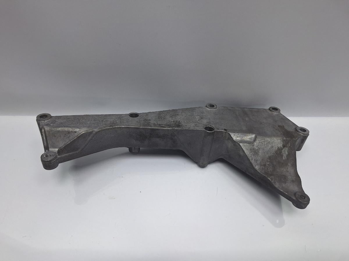 Suport racitor gaze AUDI A4 IV Avant 8K5, B8 2007 - 2015 TDI CAGA, CJCA, CMEA, CMFA 03L131159