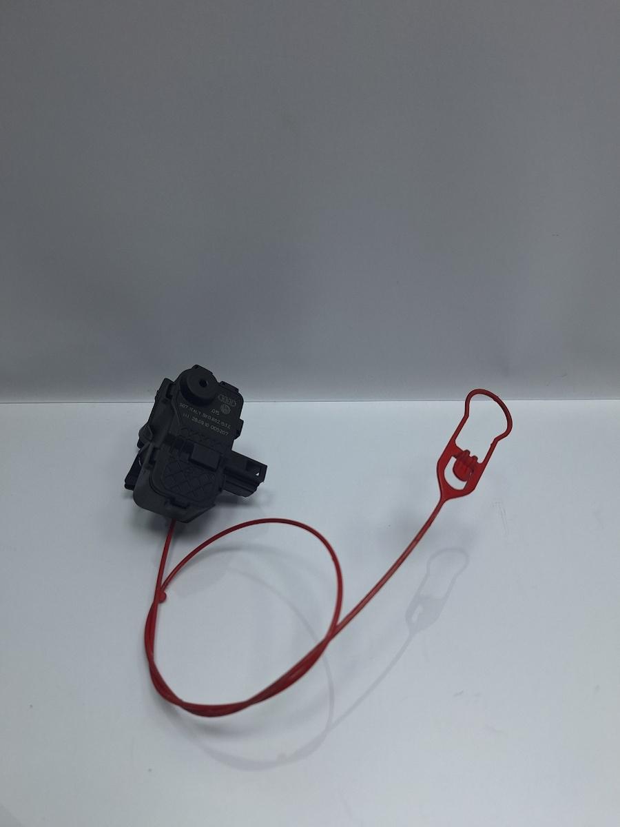 Motoras blocare usita rezervor combustibil AUDI A4 IV Avant 8K5, B8 2007 - 2015 TDI CAGA, CJCA, CMEA, CMFA 8K0862153E