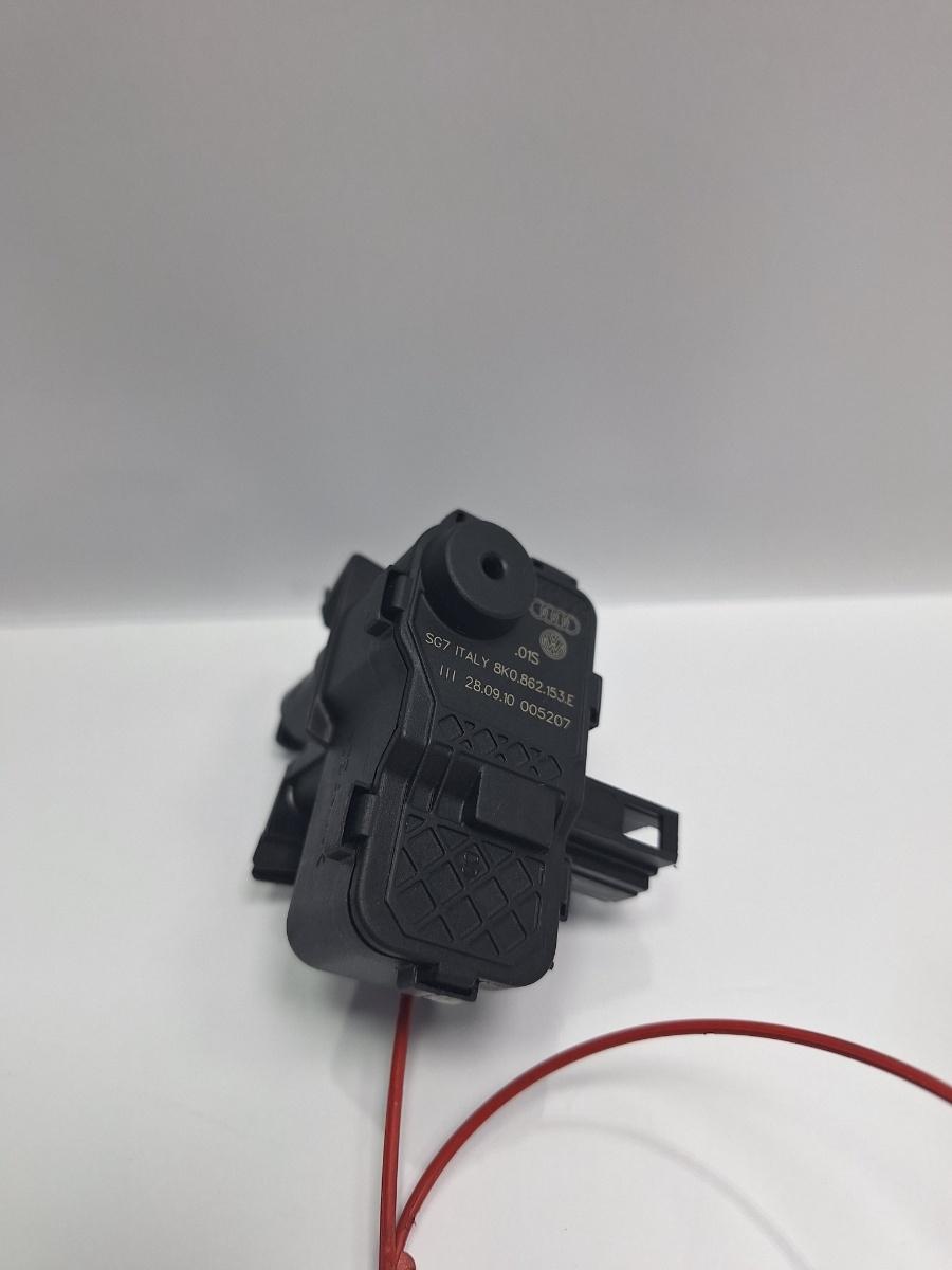 Motoras blocare usita rezervor combustibil AUDI A4 IV Avant 8K5, B8 2007 - 2015 TDI CAGA, CJCA, CMEA, CMFA 8K0862153E