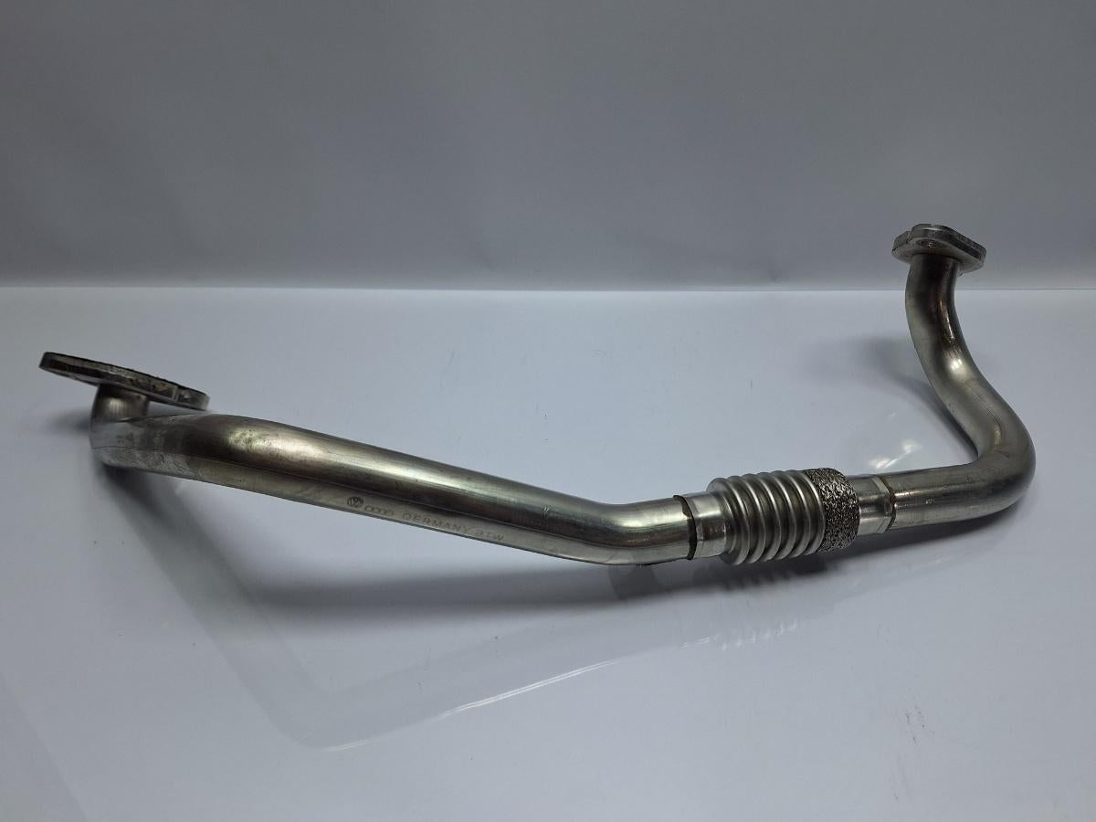 Conducta gaze EGR AUDI A4 IV Avant 8K5, B8 2007 - 2015 TDI CAGA, CJCA, CMEA, CMFA 03L131521AD
