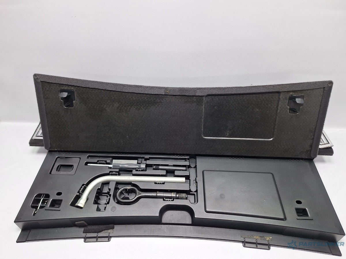 Trusa de scule roata de rezerva AUDI A4 IV Avant 8K5, B8 2007 - 2015 TDI CAGA, CJCA, CMEA, CMFA 8K9861529B