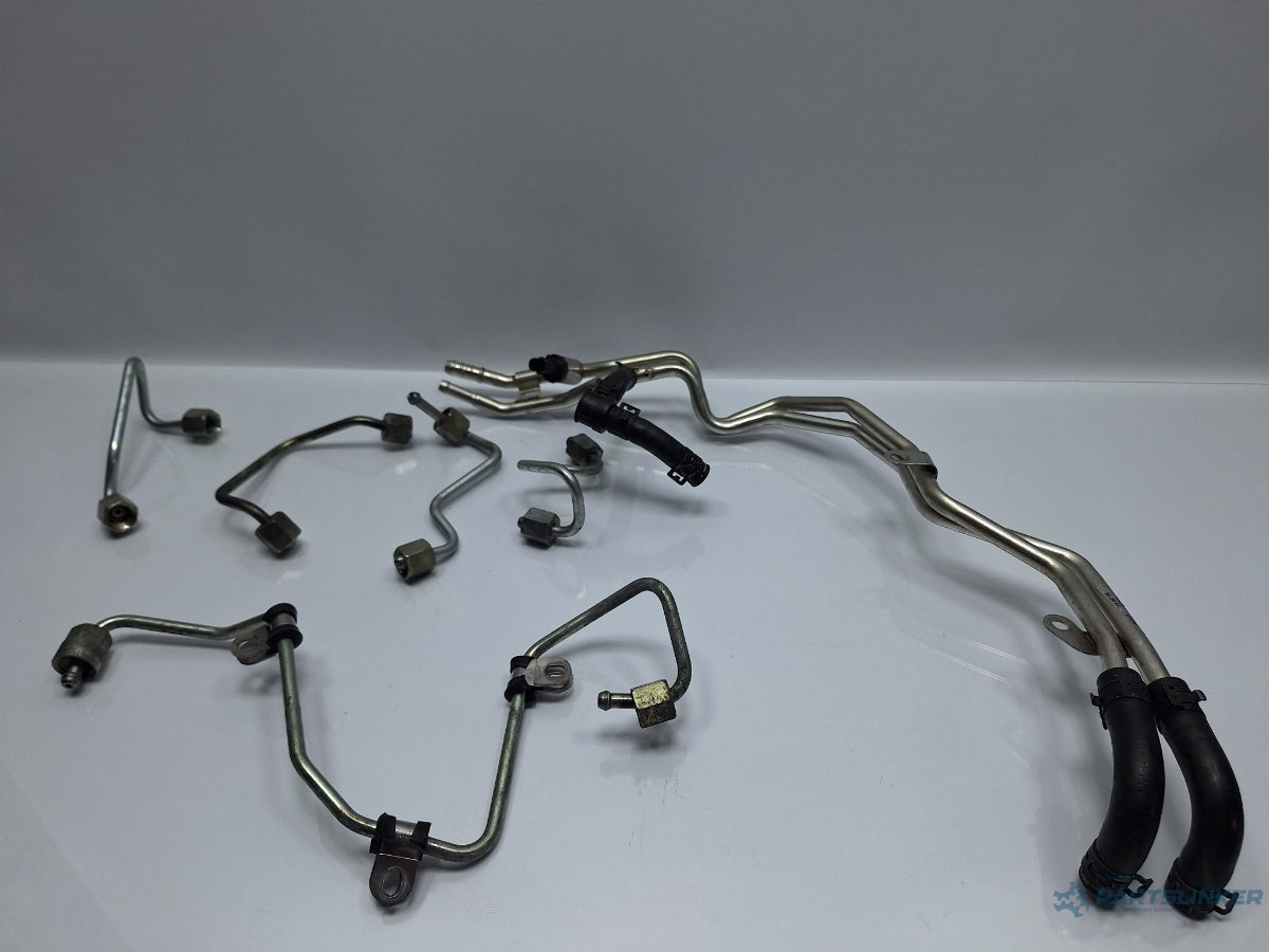 Conducte alimentare cu combustibil AUDI A4 IV Avant 8K5, B8 2007 - 2015 TDI CAGA, CJCA, CMEA, CMFA 03L130301 , 03L130301R