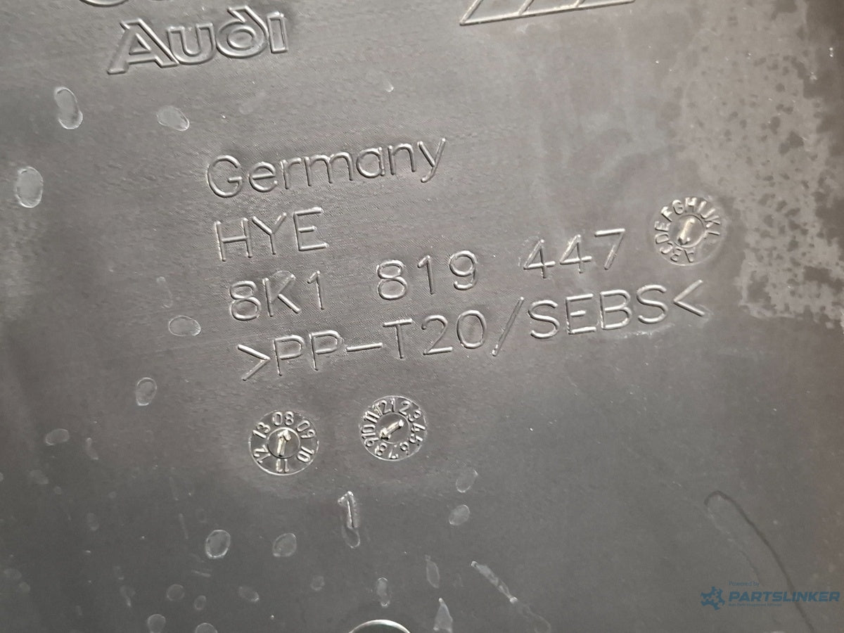 Grila stergatoare AUDI A4 IV Avant 8K5, B8 2007 - 2015 2.0 TDI CAGA, CJCA, CMEA, CMFA 8K1819447