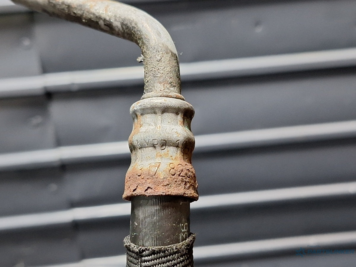 Conducta racire ulei cutie AUDI A4 IV Avant 8K5, B8 2007 - 2015 TDI CAGA, CJCA, CMEA, CMFA 8K0317825AC