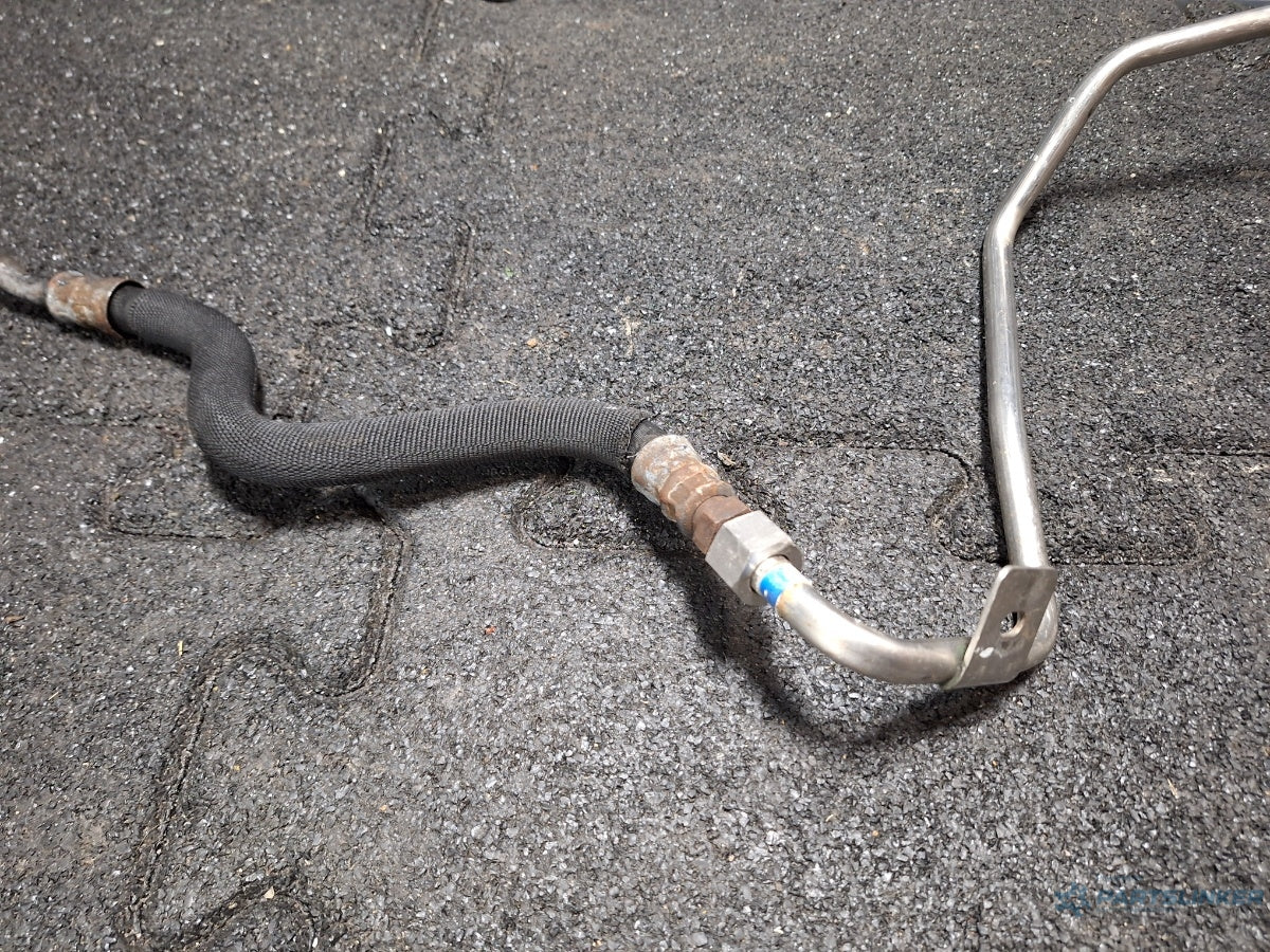 Conducta racire ulei cutie AUDI A4 IV Avant 8K5, B8 2007 - 2015 TDI CAGA, CJCA, CMEA, CMFA 8K0317825AC