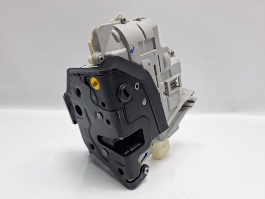 Broasca usa stanga spate VOLKSWAGEN PASSAT Variant 3C5 2005 - 2011 TDI 16V BKP, CBAB 3C4839015A
