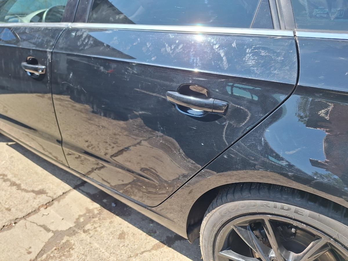 Usa portiera spate stanga AUDI A3 Sportback 8VA, 8VF 2012 - 2018 , negru LY9B
