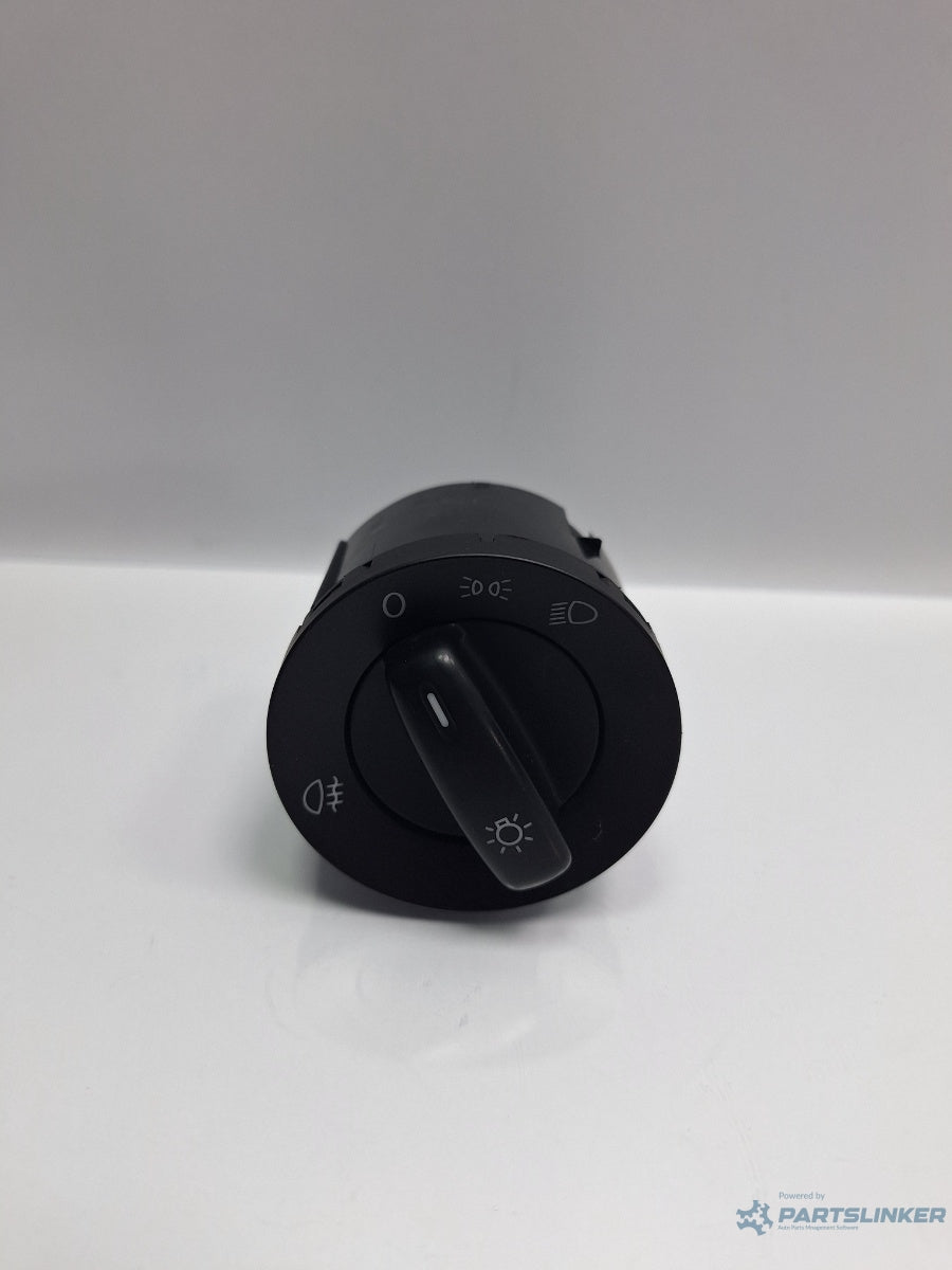 Bloc lumini VOLKSWAGEN PASSAT Variant 3C5 2005 - 2011 TDI 16V BKP, CBAB 1K0941431BB