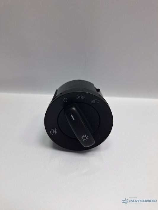 Bloc lumini VOLKSWAGEN PASSAT Variant 3C5 2005 - 2011 TDI 16V BKP, CBAB 1K0941431BB