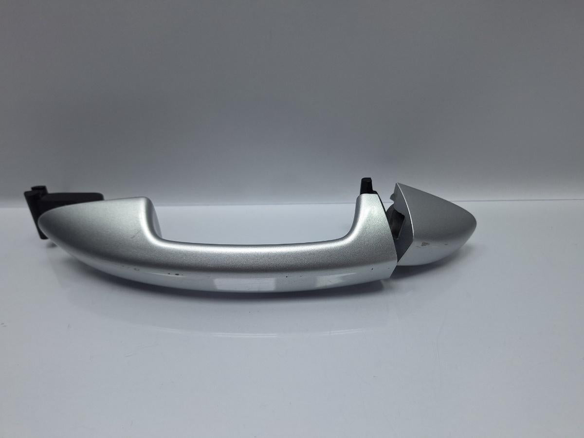Maner exterior usa stanga VOLKSWAGEN PASSAT Variant 3C5 2005 - 2011 TDI 16V BKP, CBAB 3C0837209