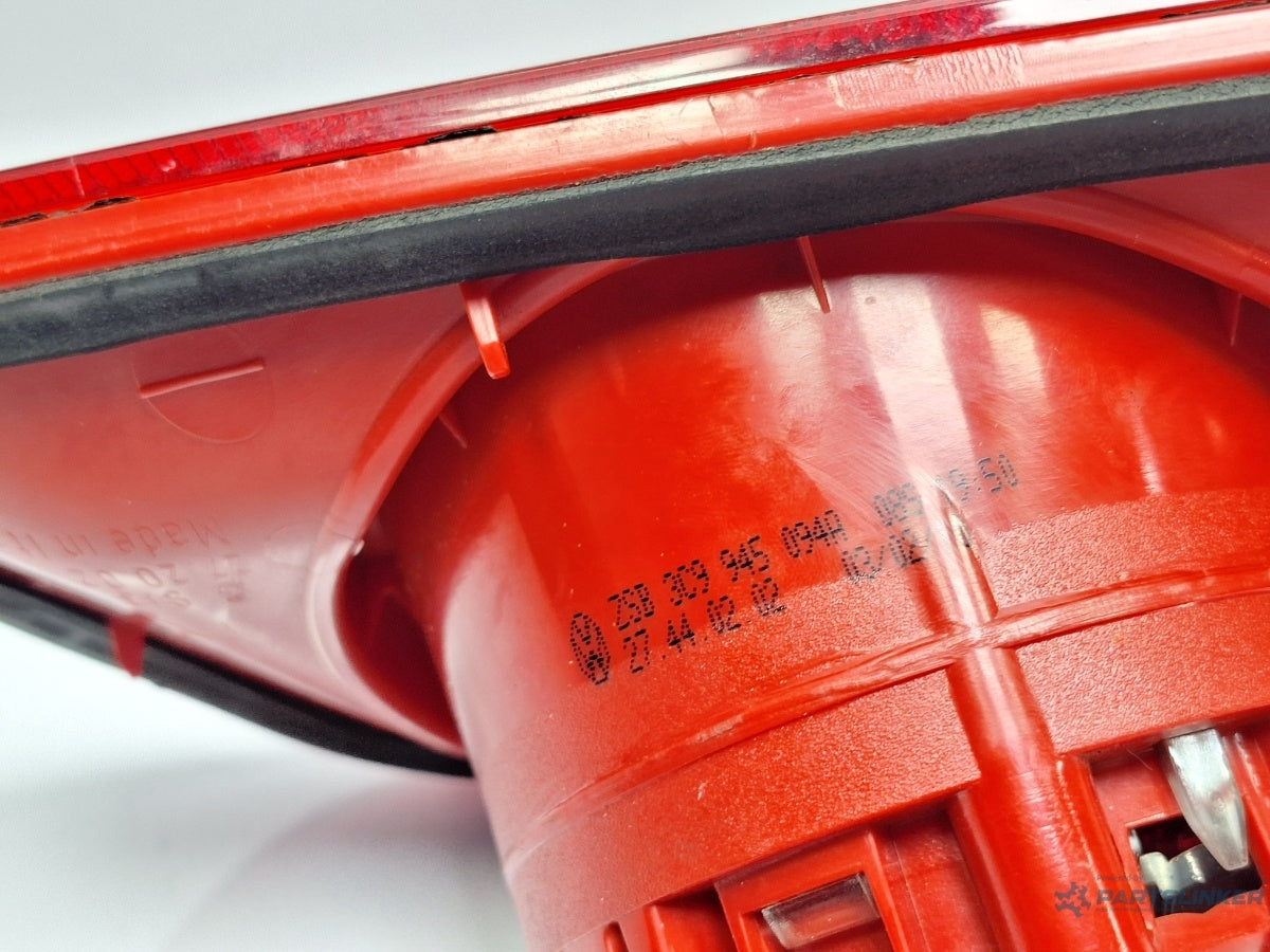 Stop hayon dreapta VOLKSWAGEN PASSAT Variant 3C5 2005 - 2011 TDI 16V BKP, CBAB 3C9945094A