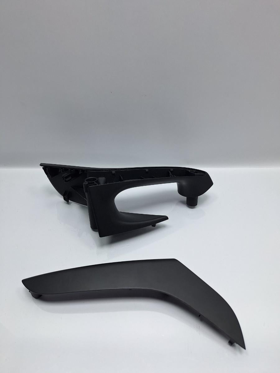 Maner interior usa stanga spate VOLKSWAGEN PASSAT Variant 3C5 2005 - 2011 TDI 16V BKP, CBAB 3C4867371A , 3C4868187B