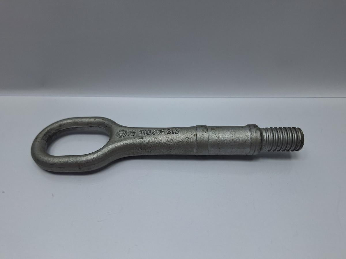 Carlig de remorcare VOLKSWAGEN PASSAT Variant 3C5 2005 - 2011 TDI 16V BKP, CBAB 1T0805615
