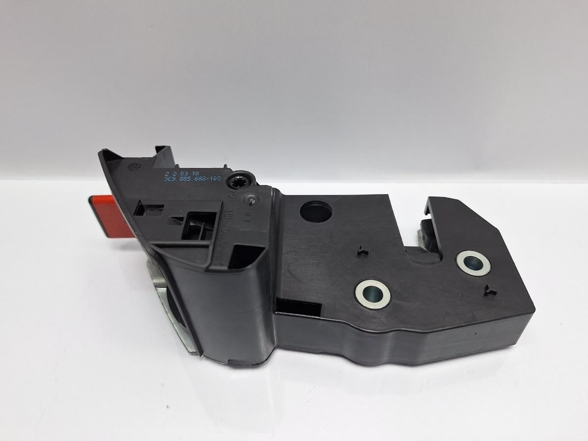 Broasca bancheta dreapta spate VOLKSWAGEN PASSAT Variant 3C5 2005 - 2011  3C9885682