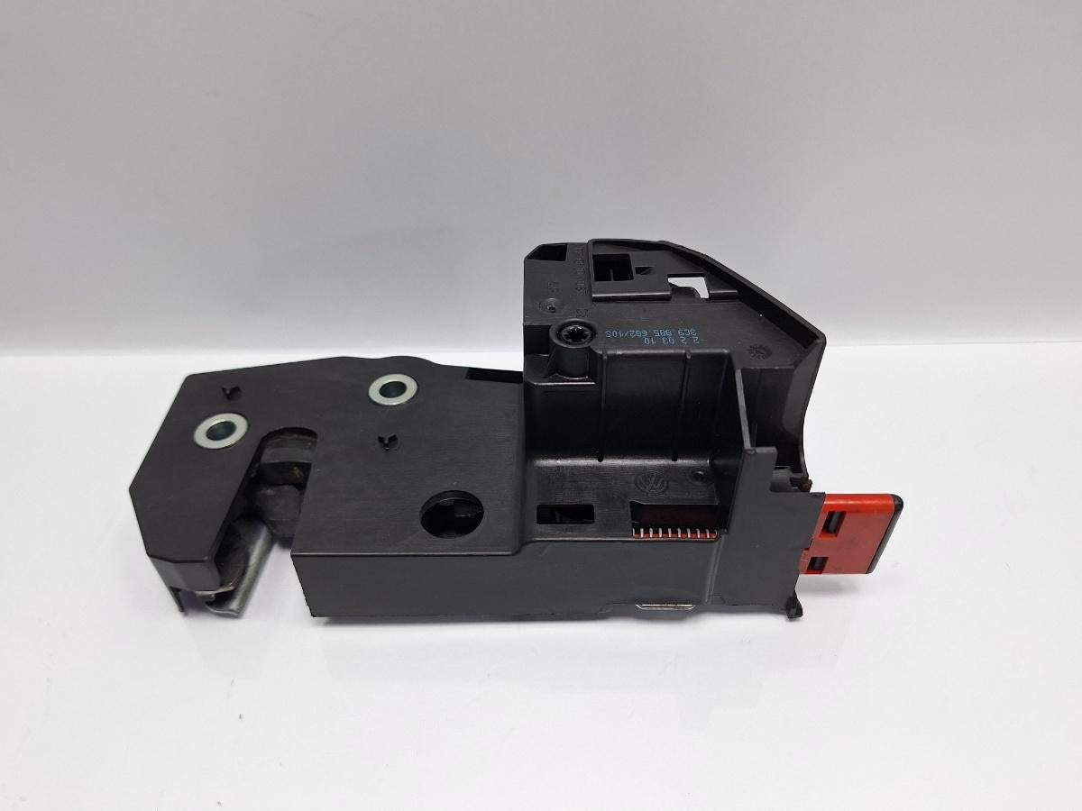 Broasca bancheta dreapta spate VOLKSWAGEN PASSAT Variant 3C5 2005 - 2011  3C9885682