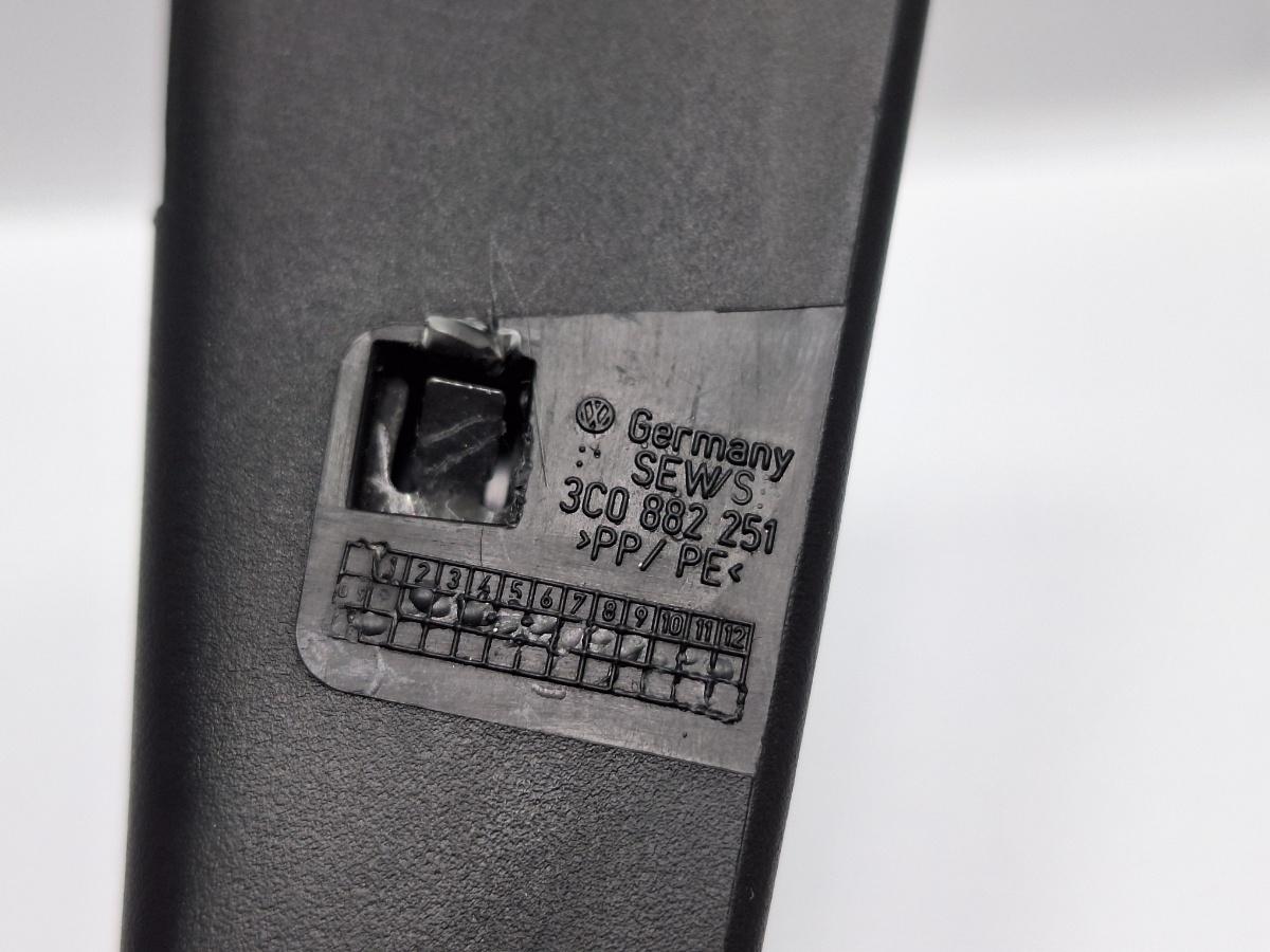 Maneta reglaj inaltime scaun stanga fata VOLKSWAGEN PASSAT Variant 3C5 2005 - 2011 TDI 16V BKP, CBAB 3C0882251