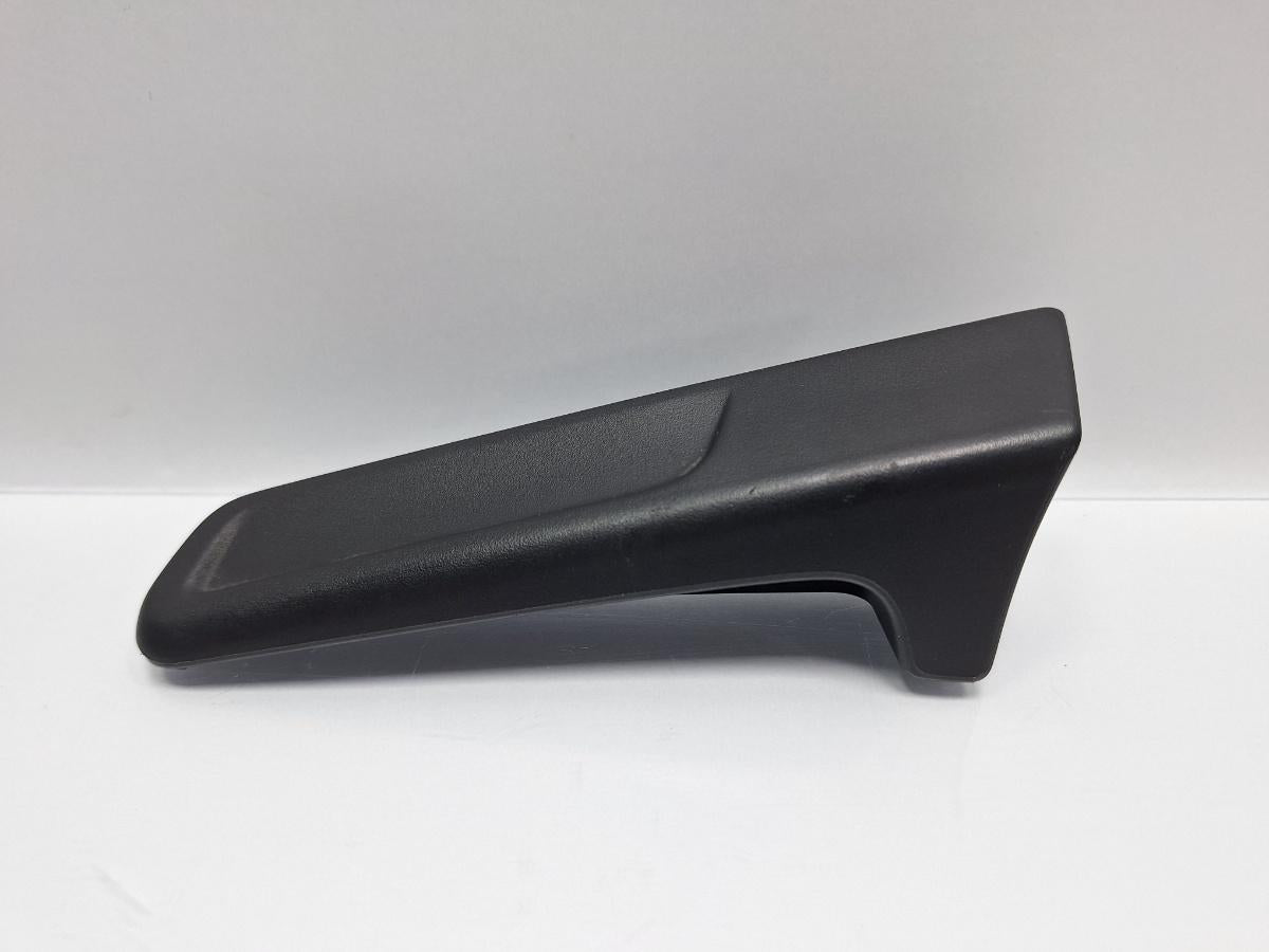 Maneta reglaj inaltime scaun stanga fata VOLKSWAGEN PASSAT Variant 3C5 2005 - 2011 TDI 16V BKP, CBAB 3C0882251