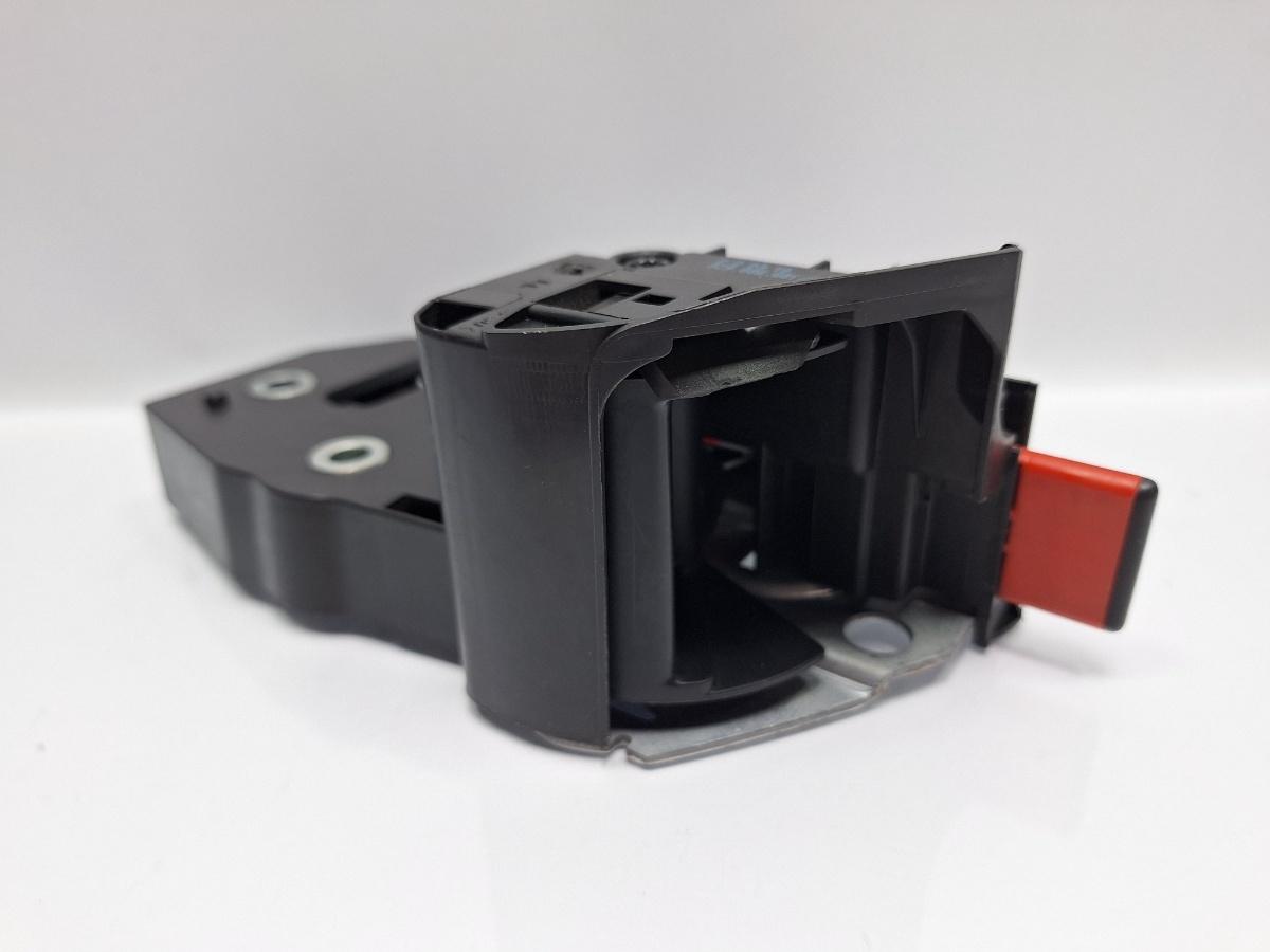 Blocare spatar scaun stanga spate VOLKSWAGEN PASSAT Variant 3C5 2005 - 20112.0 TDI 16V BKP, CBAB 3C9885681