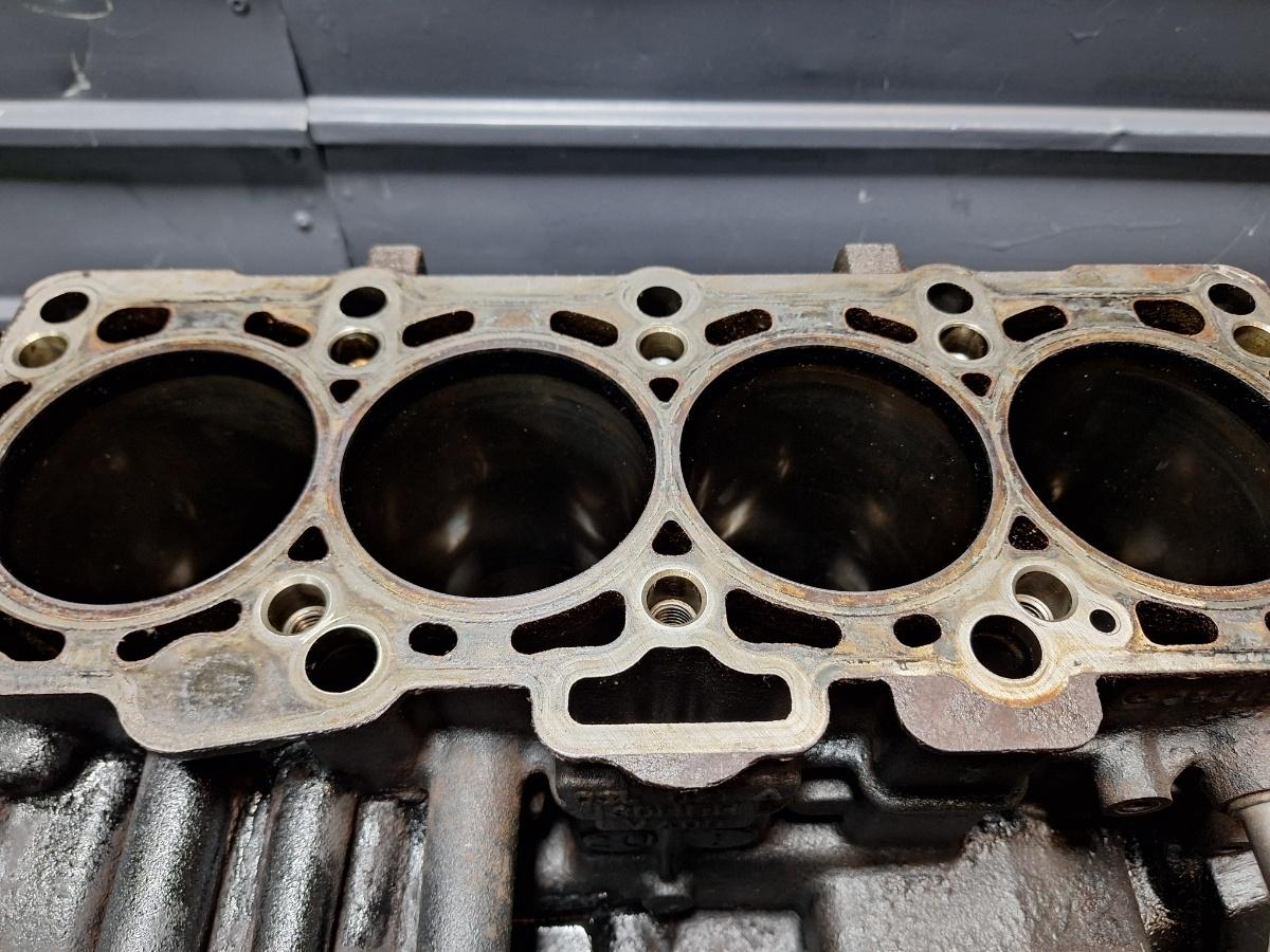 Bloc motor VOLKSWAGEN PASSAT Variant 3C5 2005 - 2011 TDI BMP BMP