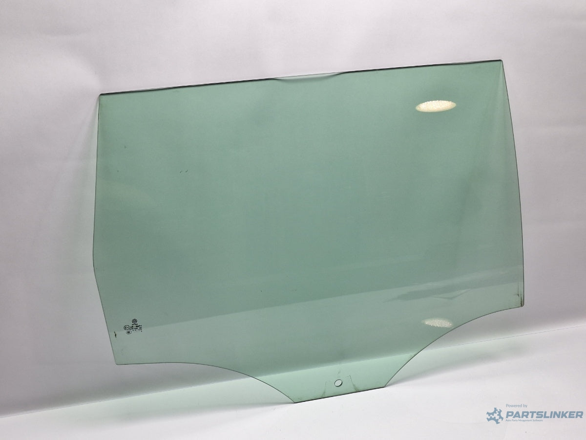 Geam usa dreapta spate VOLKSWAGEN PASSAT Variant 3C5 2005 - 2011 TDI 16V BKP, CBAB SOLIVER 43R-006711 3C9845026B