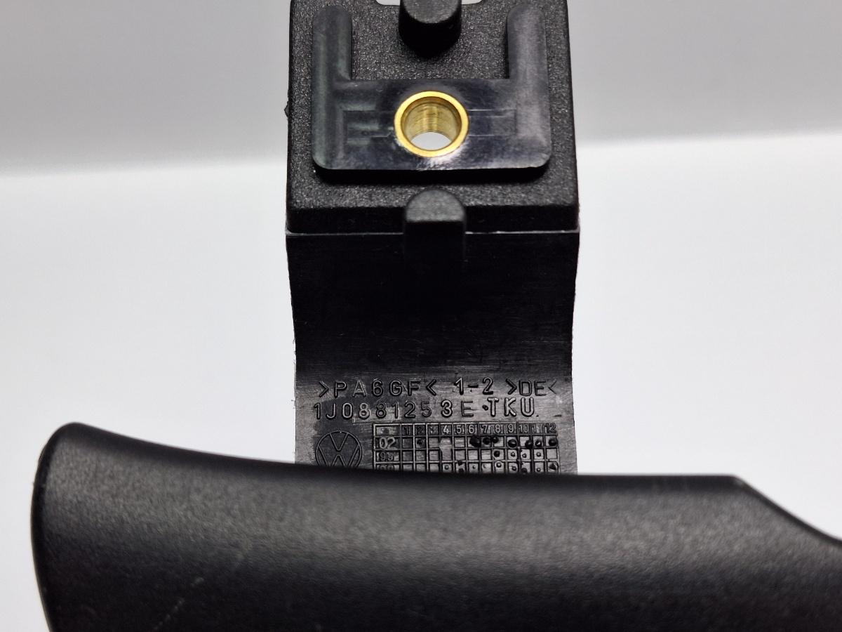 Maneta reglaj scaun stanga fata SKODA SUPERB 3U4 2001 - 2008 TDI AVF, AWX 1J0881253E