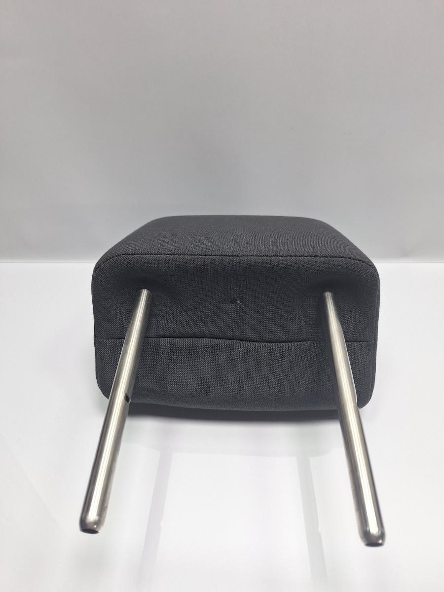 Tetiera lateral bancheta spate VOLKSWAGEN GOLF VAN VI Variant AJ5 2009 - 2014 1.6 TDi BlueMotion CAYC 1K6885901K