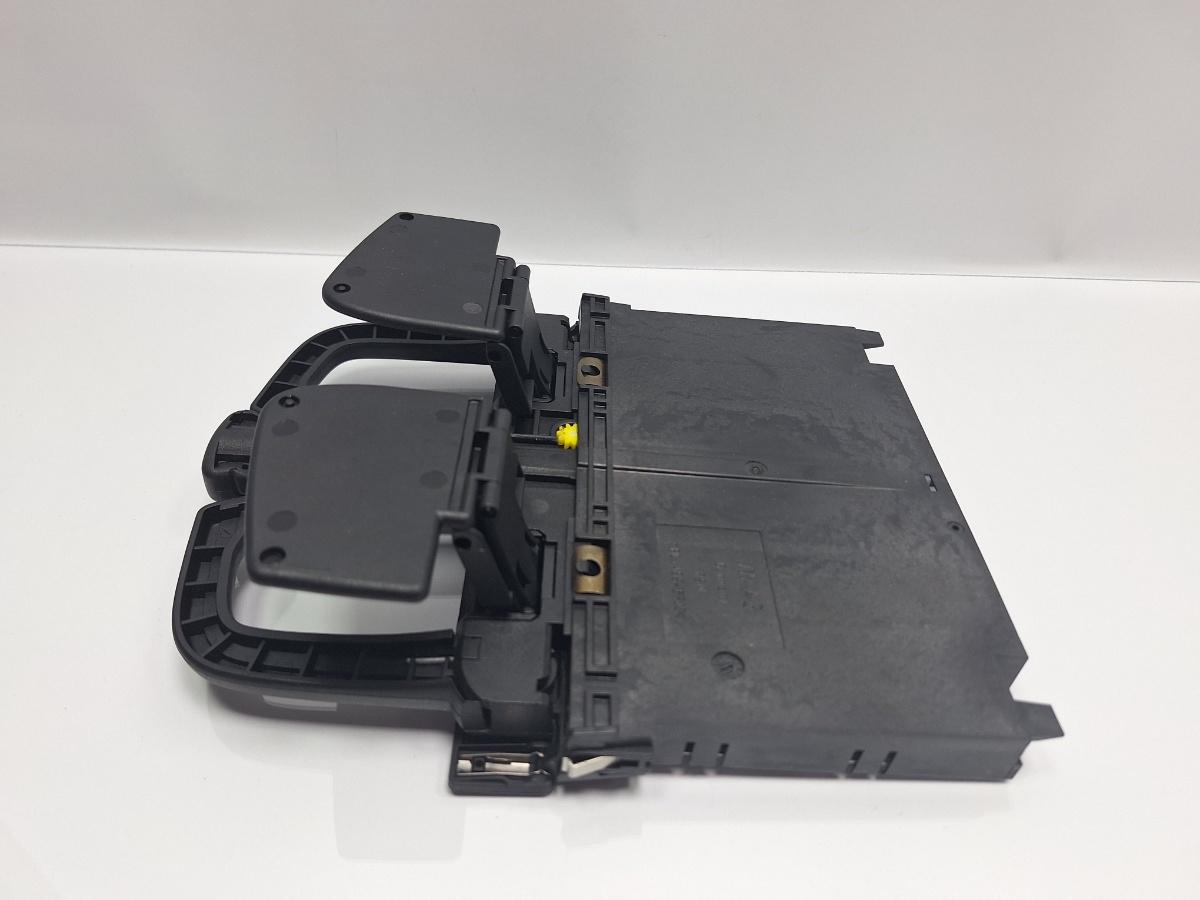 Suport  pahare VOLKSWAGEN PASSAT Variant 3C5 2005 - 2011 TDI BMP 8P0885995B