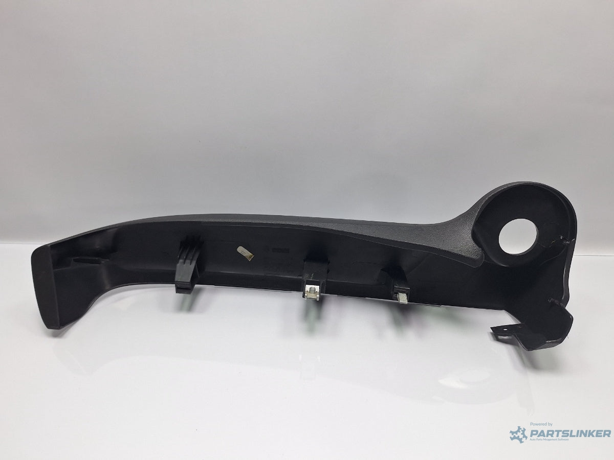 Ornament scaun dreapta VOLKSWAGEN JETTA IV 162, 163, AV3, AV2 2009 - > TDI CAYC 5C6881314