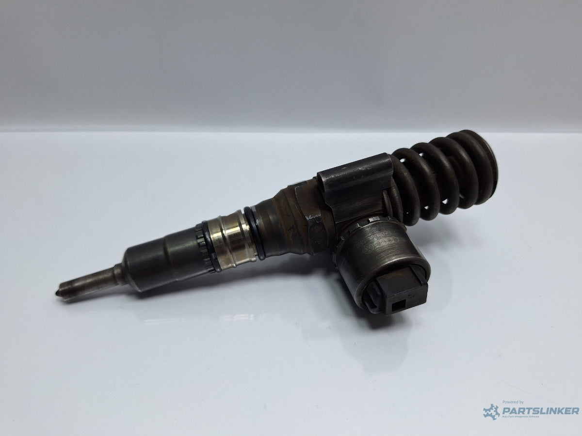 Injector VOLKSWAGEN GOLF V 1K1 2003 - 2009 TDI 16V BKD 03G130073G