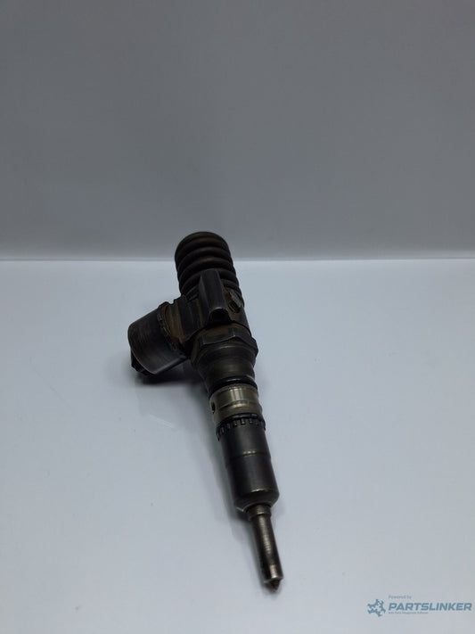 Injector VOLKSWAGEN GOLF V 1K1 2003 - 2009 TDI 16V BKD 03G130073G